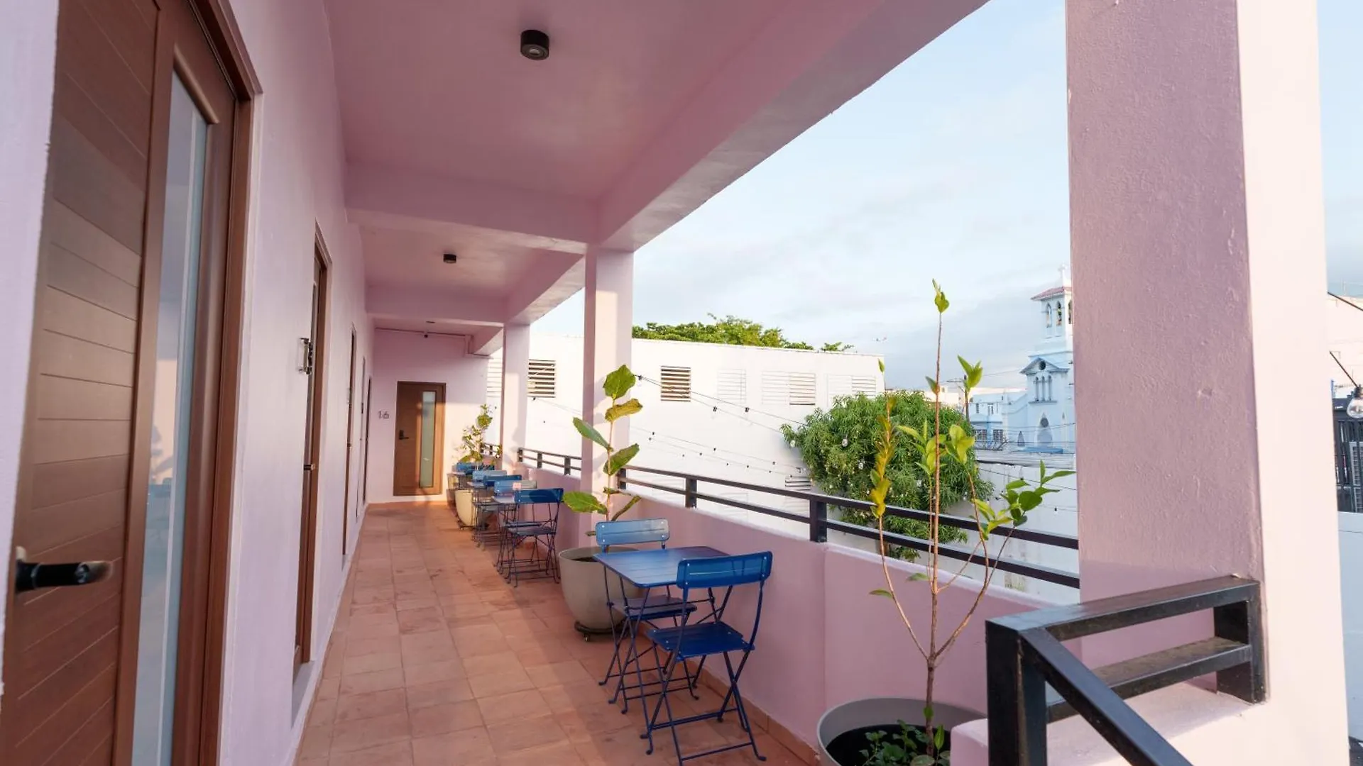Room 15 Skyline Sips & Santurce Charm San Juan Hotel